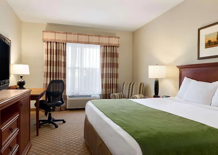 Country & By Radisson, North, Il Hotel 3*