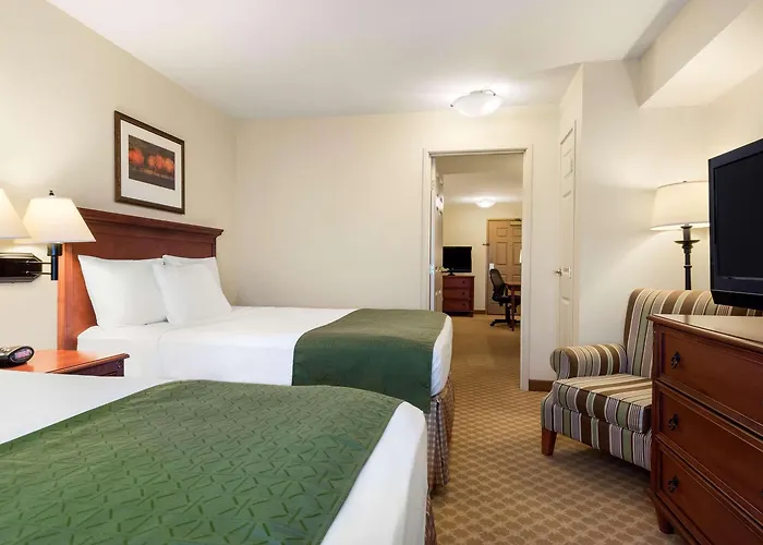 Country & By Radisson, North, Il 3*