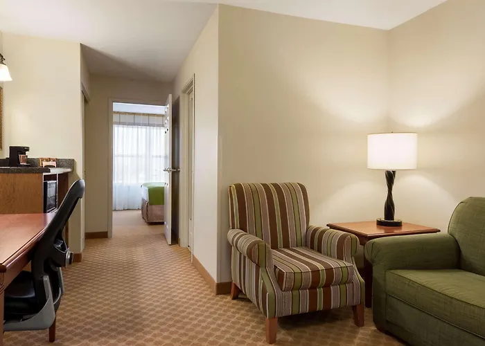 Country & By Radisson, North, Il Hotel 3*